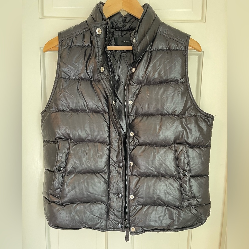 Chic jcrew puffer vest